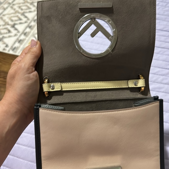 Fendi - Picture 3 of 3